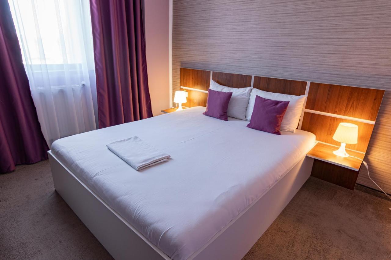 Hotel Bordeaux Galaţi Exteriör bild