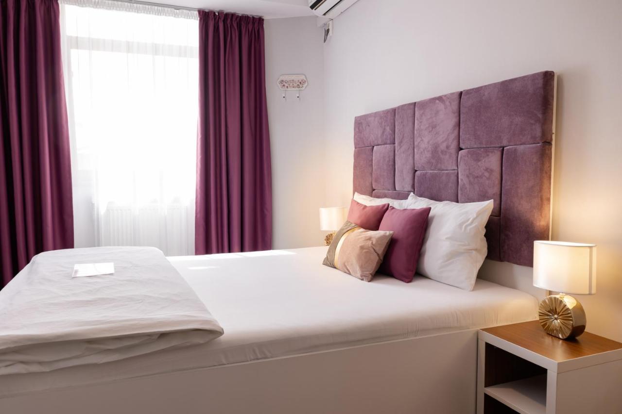 Hotel Bordeaux Galaţi Exteriör bild