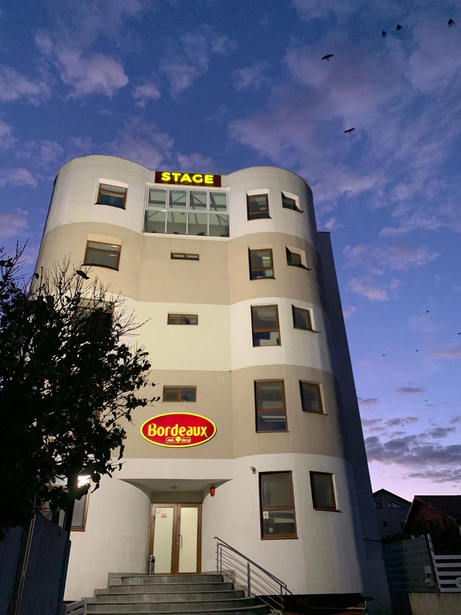 Hotel Bordeaux Galaţi Exteriör bild